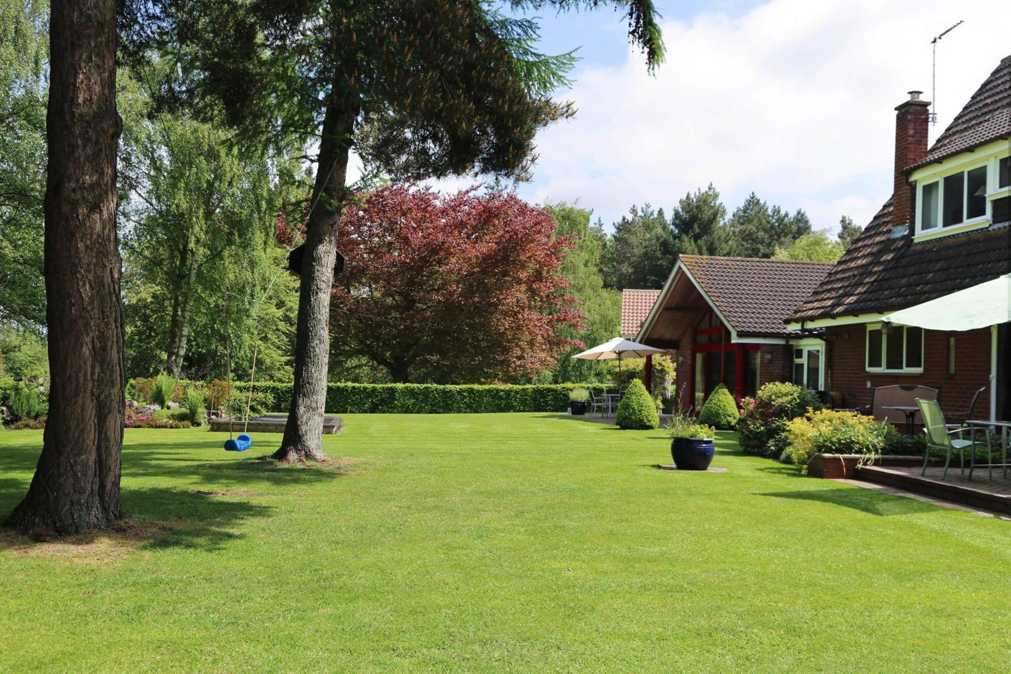 Surlingham Lodge Garden Cottage In Rspb Village Near NWI Exteriér fotografie